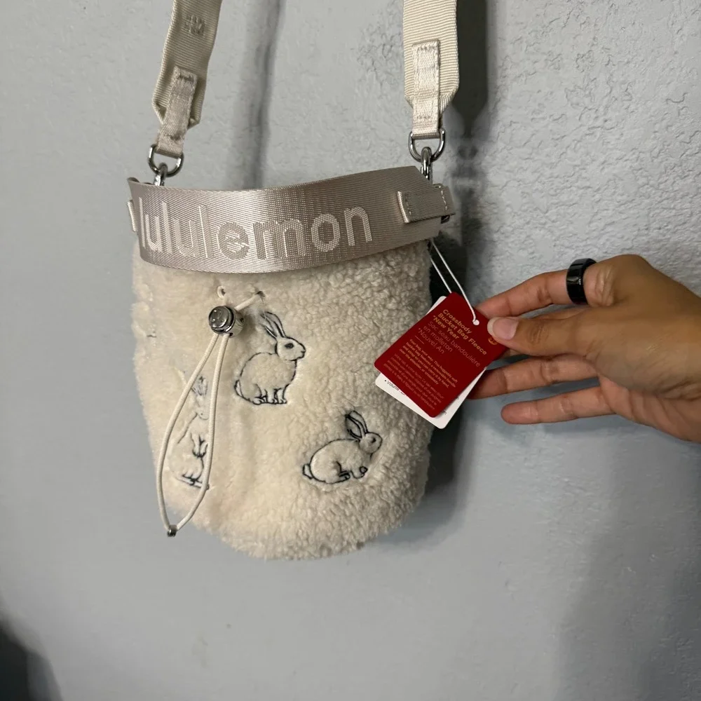 NWT Lululemon Crossbody Bucket Bag Fleece New Year Rabbit White Opal